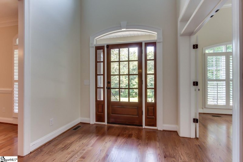 Property image 5 at 6 Woodland Hills Lane, Fountain Inn, SC 29644