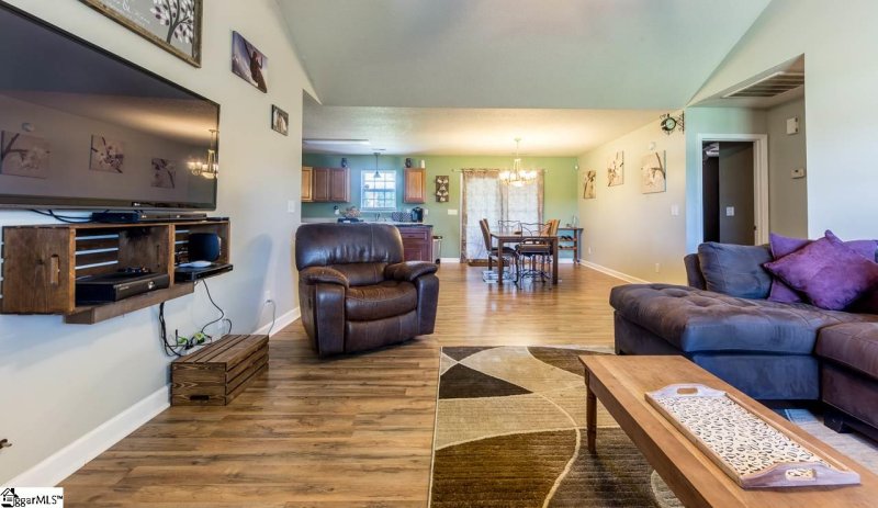 Property image 5 at 2343 Mays Bridge Road, Greer, SC 29651