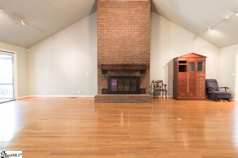 Property image 4 at 103 Huntington Road, Greenville, SC 29615