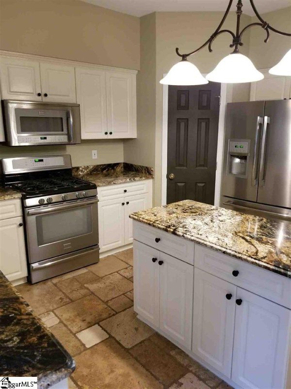 Property image 4 at 15 Wolf Den Drive, Greer, SC 29650