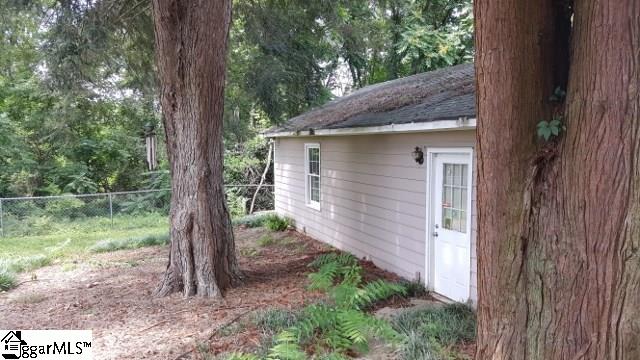 Property image 4 at 258 Old Farrs Bridge Road, Greenville, SC 29611