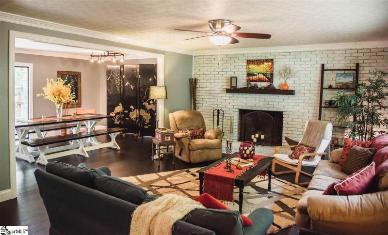 Property image 2 at 17 Newport Drive, Travelers Rest, SC 29690