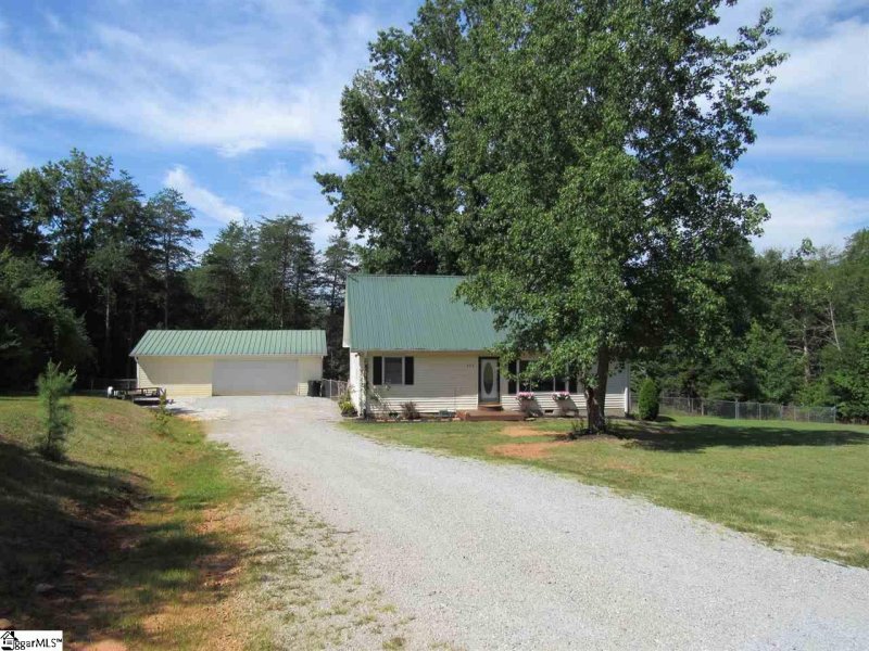 Property image 2 at 239 Liberty Highway, Liberty, SC 29657