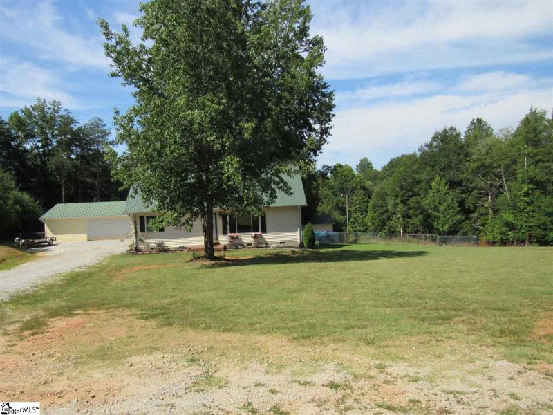 Property image 3 at 239 Liberty Highway, Liberty, SC 29657