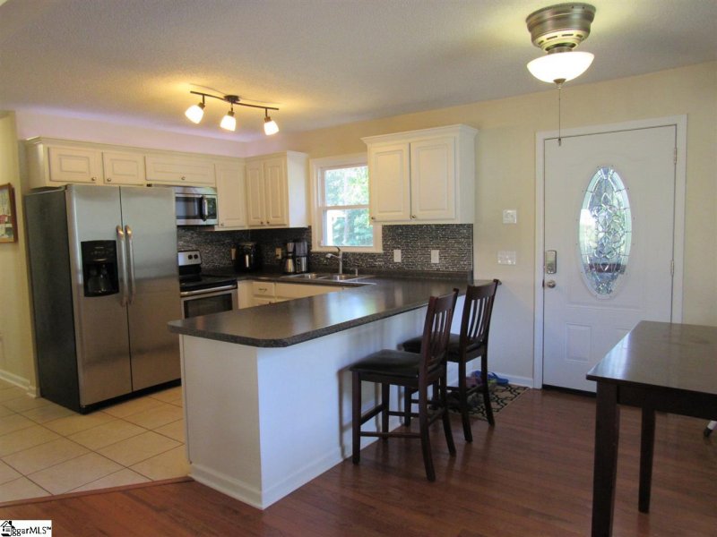 Property image 4 at 239 Liberty Highway, Liberty, SC 29657