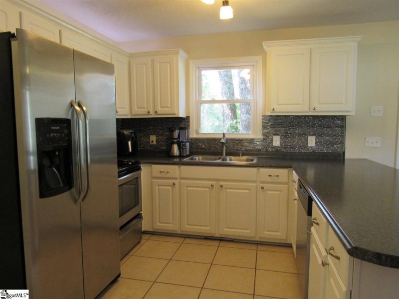 Property image 5 at 239 Liberty Highway, Liberty, SC 29657