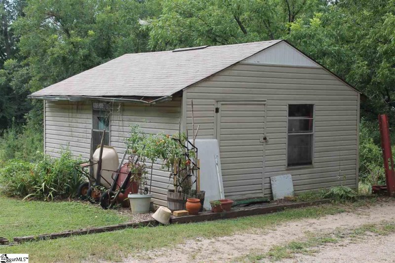 Property image 3 at 18 Cambridge Avenue, Greenville, SC 29617-7747