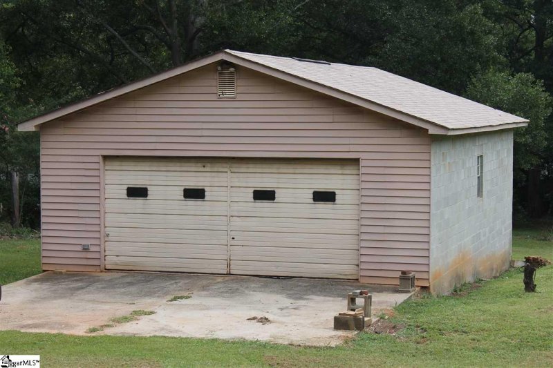 Property image 4 at 18 Cambridge Avenue, Greenville, SC 29617-7747