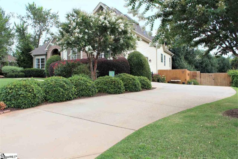 Property image 4 at 5 Laurel Grove Drive, Simpsonville, SC 29681