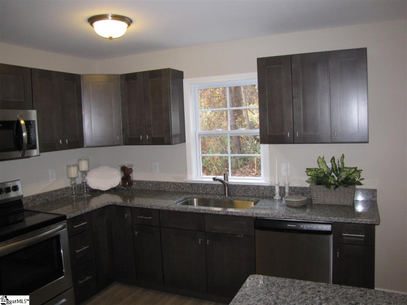 Property image 3 at 823 Pirate Cove, Inman, SC 29349