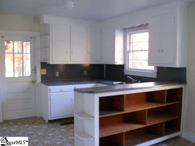 Property image 3 at 25 Twin Springs Drive, Greenville, SC 29605