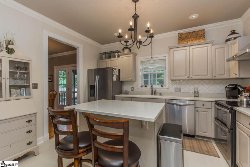 Property image 2 at 111 Springhouse Way, Greenville, SC 29607