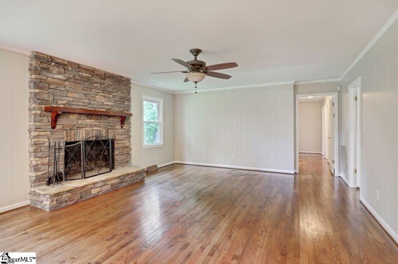 Property image 3 of 110 Old Bridges Road in Holly Springs, Mauldin, SC 29662