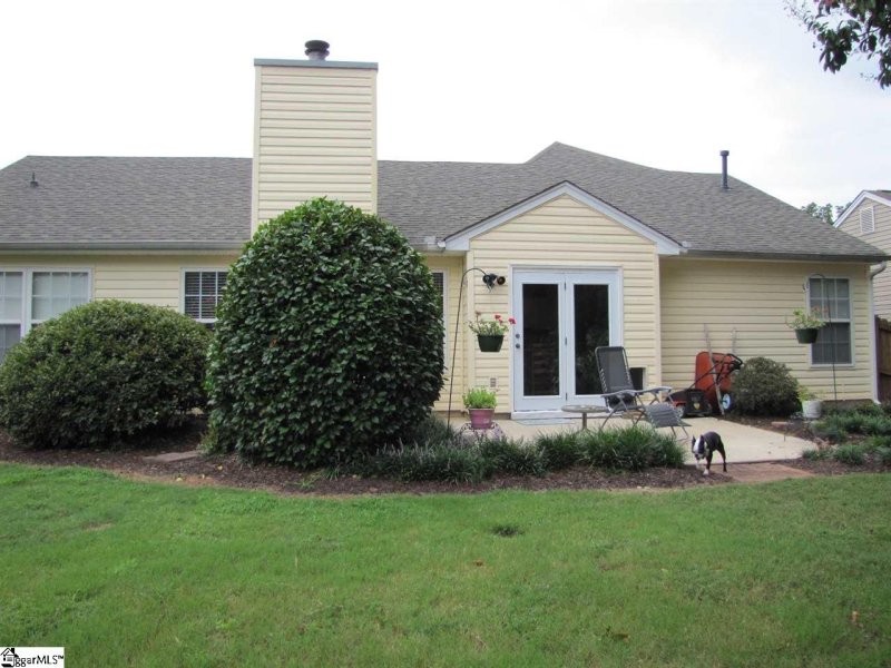 Property image 2 at 438 Brighton Woods Drive, Moore, SC 29369