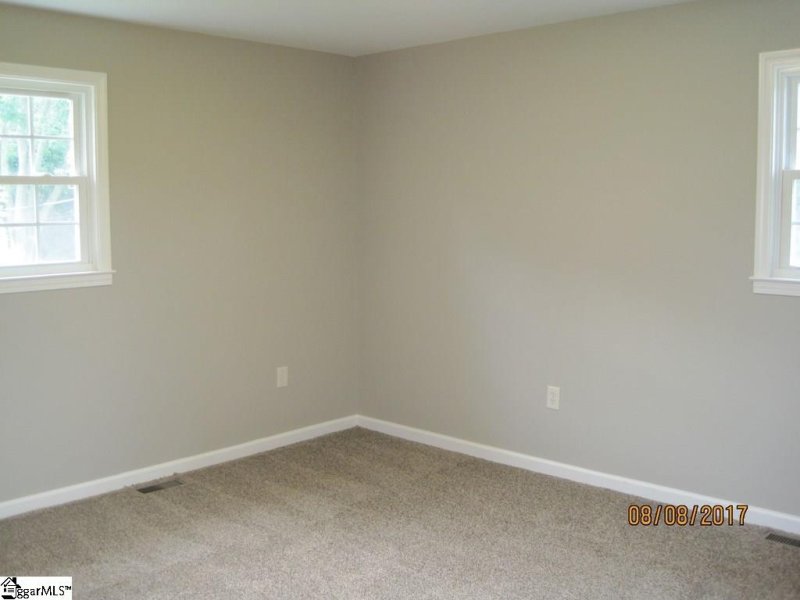 Property image 5 at 15 Clearview Circle, Travelers Rest, SC 29690