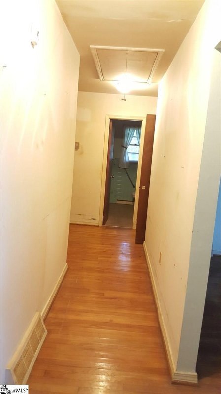 Property image 2 at 114 Pinetree Lane, Easley, SC 29640