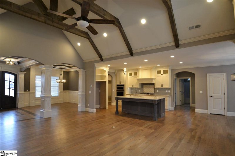 Property image 5 at 310 La Novia Court, Boiling Springs, SC 29316