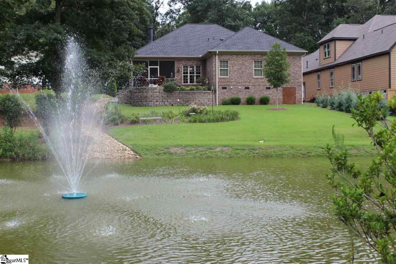 Property image 2 at 35 Thistle Brook Court, Greenville, SC 29615