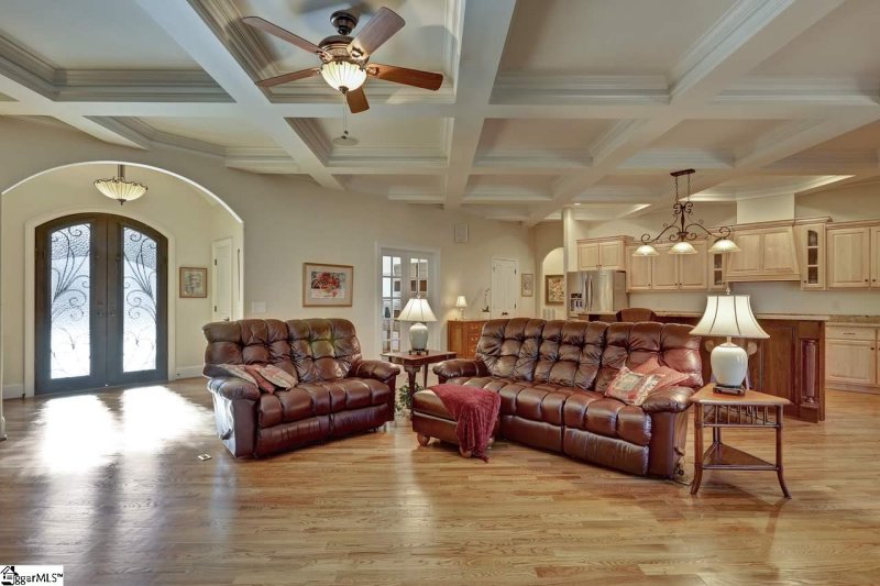 Property image 5 at 35 Thistle Brook Court, Greenville, SC 29615