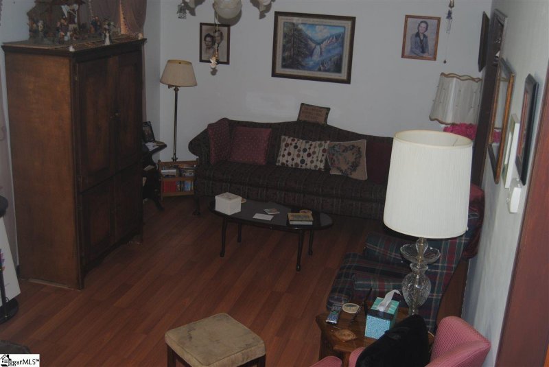 Property image 2 at 101 Dogwood Court, Piedmont, SC 29673