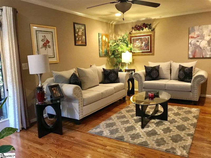 Property image 5 at 1144 E Lee Road, Taylors, SC 29687