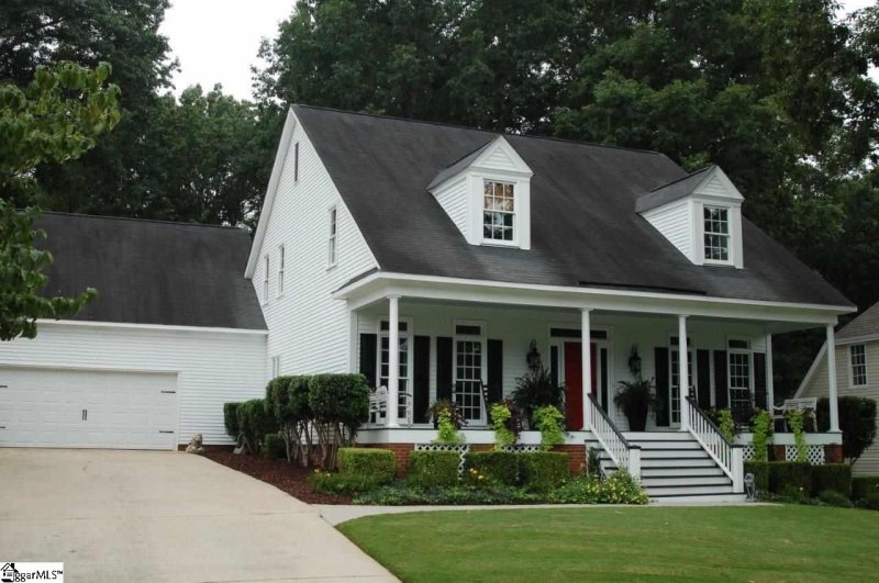 Property image 2 at 15 Dunrobin Lane, Simpsonville, SC 29681