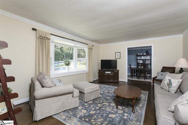 Property image 3 at 304 Bella Vista Drive, Easley, SC 29640