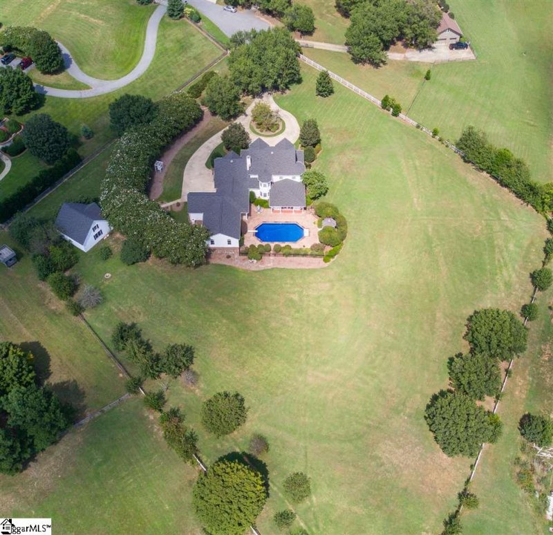 Property image 2 at 106 High Plains Road, Simpsonville, SC 29681