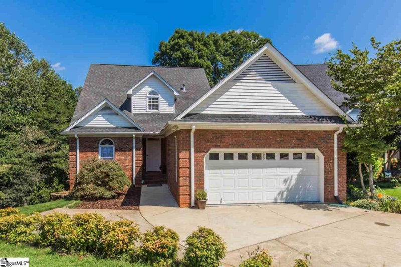 313 Greenview Circle