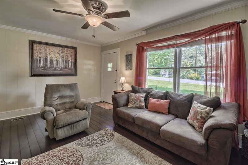 Property image 5 at 322 Katherine Street, Easley, SC 29640