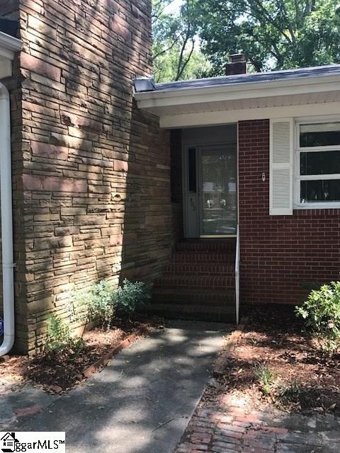 Property image 2 at 402 Forest Park Drive, Simpsonville, SC 29681