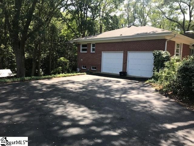 Property image 4 at 402 Forest Park Drive, Simpsonville, SC 29681