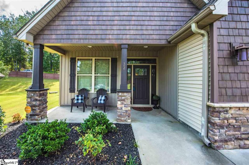 Property image 3 at 32 Litten Way, Greenville, SC 29615