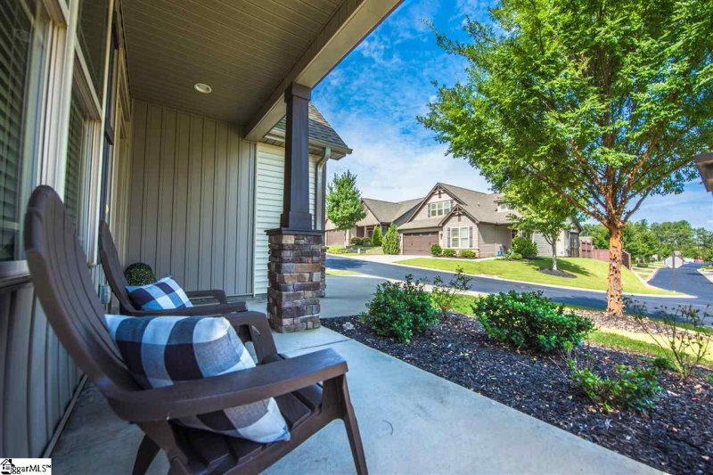 Property image 5 at 32 Litten Way, Greenville, SC 29615