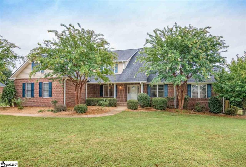 Property image 2 at 7 LoValley Way, Taylors, SC 29687