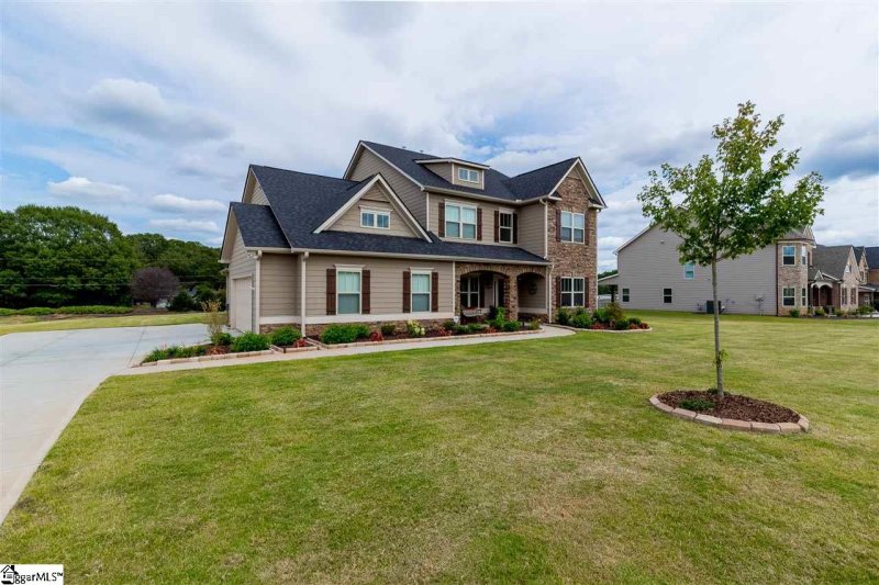 Property image 2 at 213 Angeline Way, Simpsonville, SC 29681