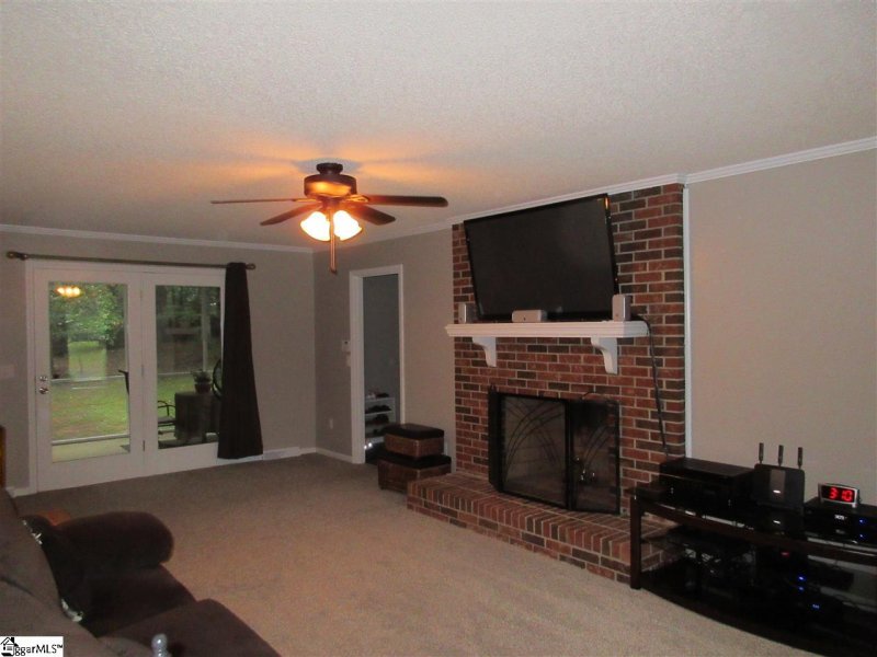 Property image 3 at 103 Aspen Court, Simpsonville, SC 29681