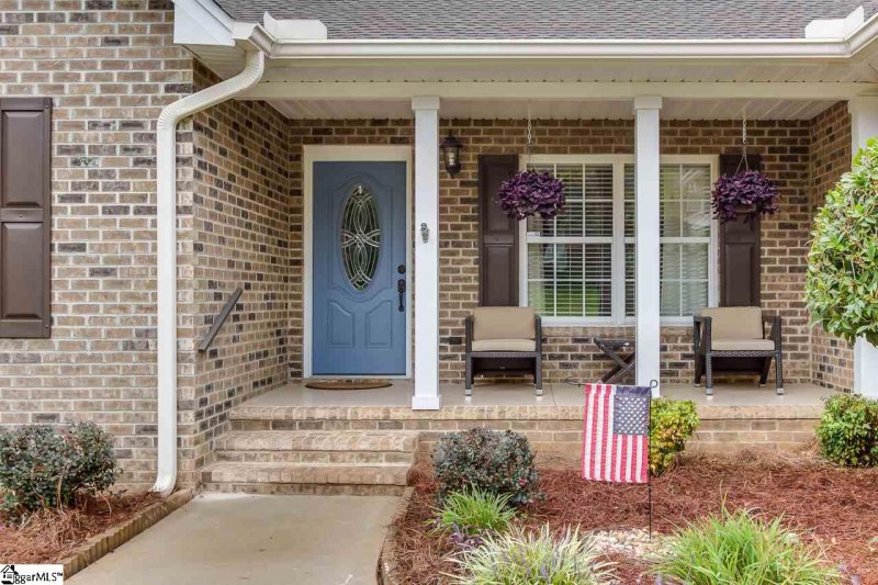 Property image 4 at 6 Nigh Oak Trace, Greer, SC 29651