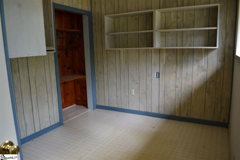 Property image 5 at 605 Rockmont Road, Greenville, SC 29615