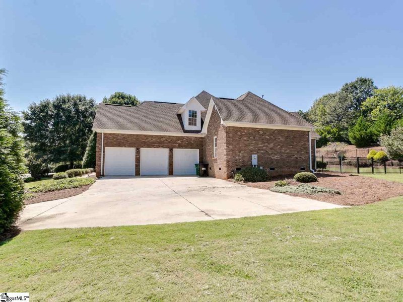Property image 2 at 1 JUNEBERRY Court, Greer, SC 29651