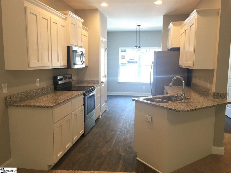 Property image 5 at 130 VILLAGE Court, Greer, SC 29651