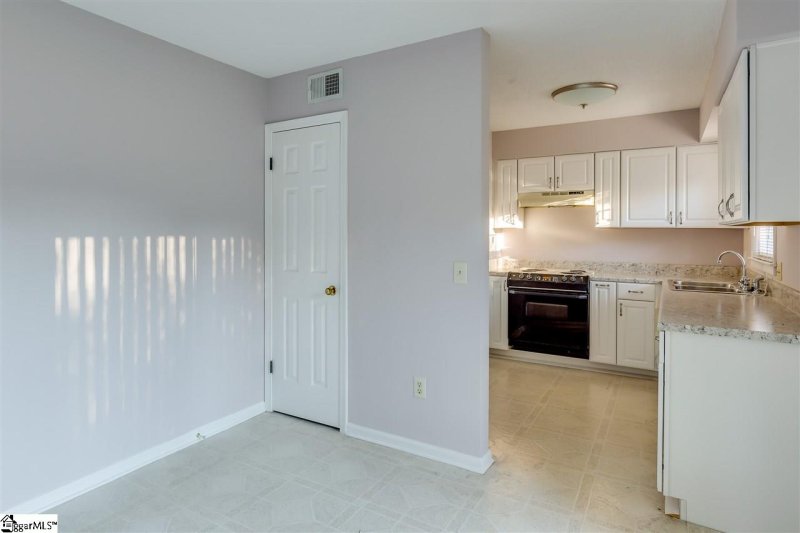 Property image 5 at 710 Hunts Bridge Road, Greenville, SC 29617-1457