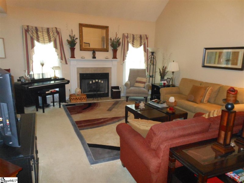 Property image 3 at 203 Alcott Court, Simpsonville, SC 29681