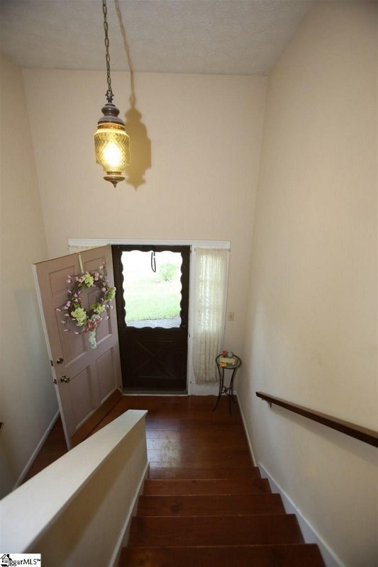 Property image 3 at 113 Pinecrest Drive, Greer, SC 29651