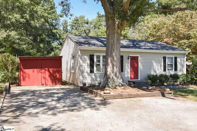 Property image 3 at 203 Pisgah Drive, Greenville, SC 29609