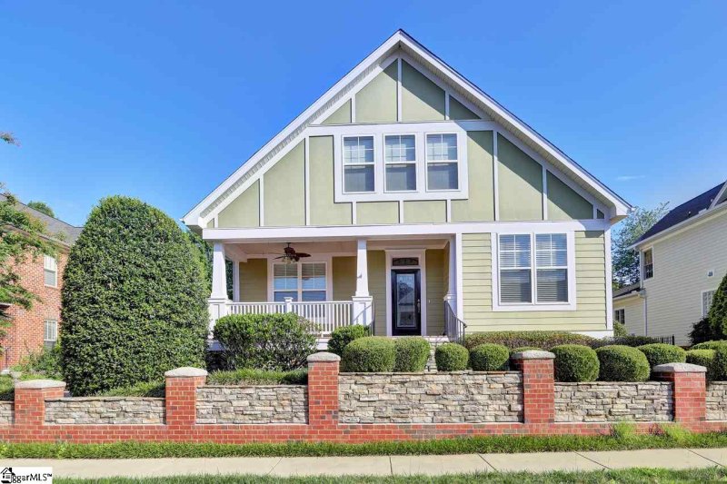 Property image 3 at 20 Kershaw Court, Greenville, SC 29607