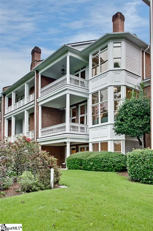 Property image 3 at 1400 Thornblade Boulevard, Greer, SC 29650