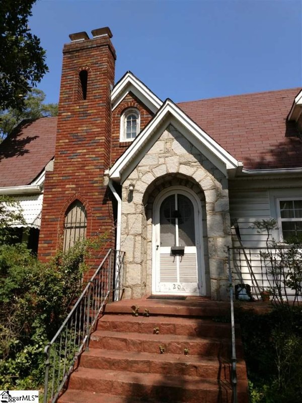 Property image 2 at 210 Augusta Drive, Greenville, SC 29605