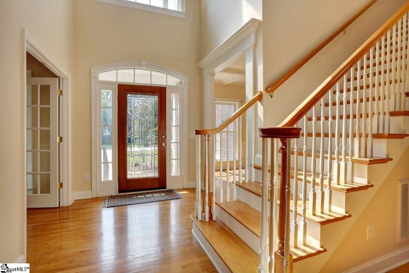 Property image 2 at 118 Nottinghill Court, Simpsonville, SC 29681