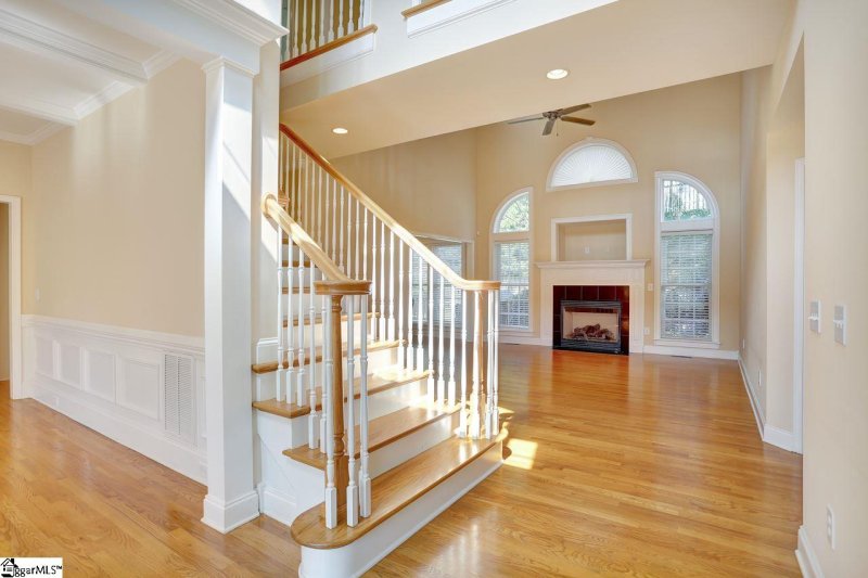 Property image 3 at 118 Nottinghill Court, Simpsonville, SC 29681